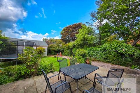 undefined, Hesketh Lane, Preston PR4