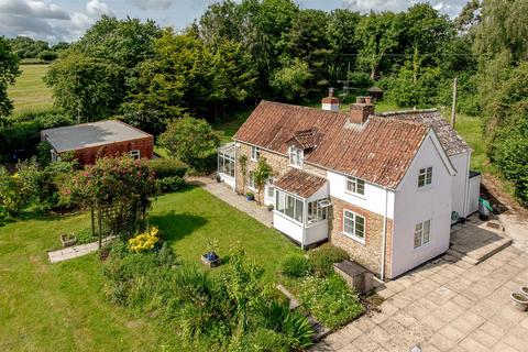 3 bedroom detached house for sale, New England, Chard