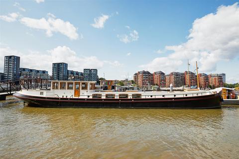 3 bedroom houseboat for sale, St Mary’s Wandsworth Pier, Battersea, SW11