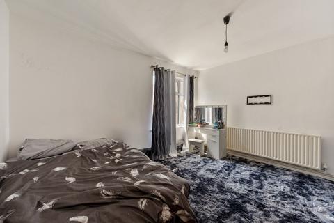 undefined, Cockfosters Road, Barnet, EN4
