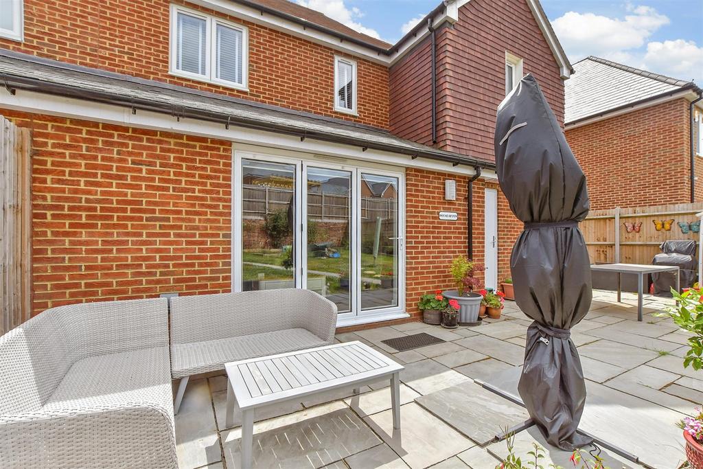Patio / Decking
