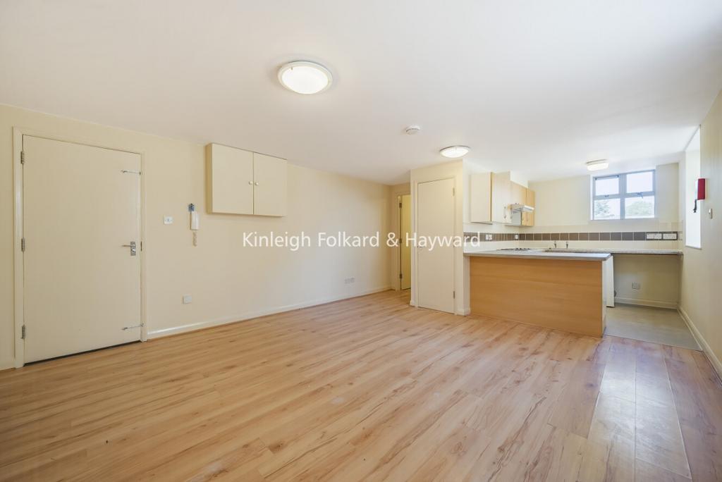 76960026-6533-40e8-8