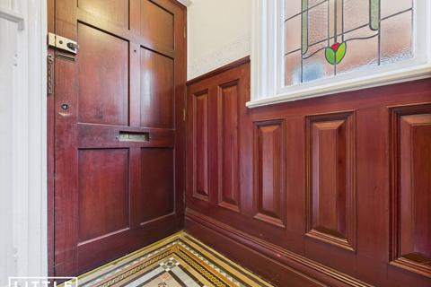 4 bedroom detached house for sale, Kiln Lane, Dentons Green, WA10