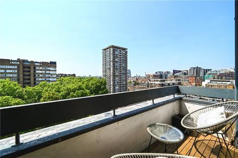 34 The Water Gardens, London, W2 2DB