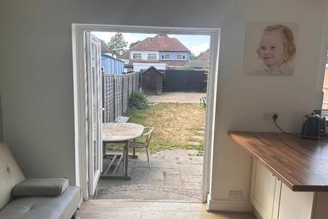 undefined, Cray Avenue, Orpington, Kent, BR5 4AA