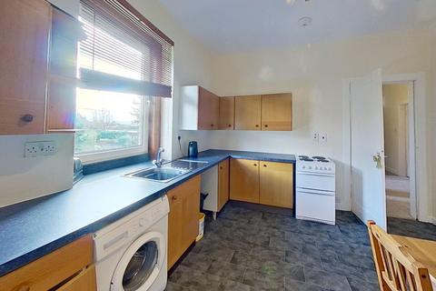 3 bedroom flat to rent, Victor Park Terrace, Edinburgh, EH12