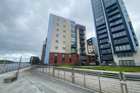 2 bedroom flat to rent, Meadowside Quay Square, Glasgow, G11