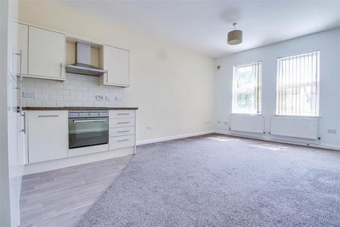 2 bedroom flat for sale, Grosvenor Road, Westcliff-on-Sea SS0