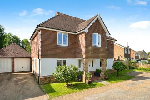4 bedroom detached house for sale, BIDDENDEN