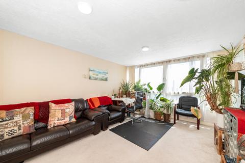 1 bedroom apartment for sale, Sylvan Road, London, SE19