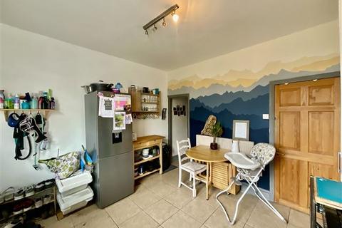 70 Balmoral Road, Sheffield, S13 7QG