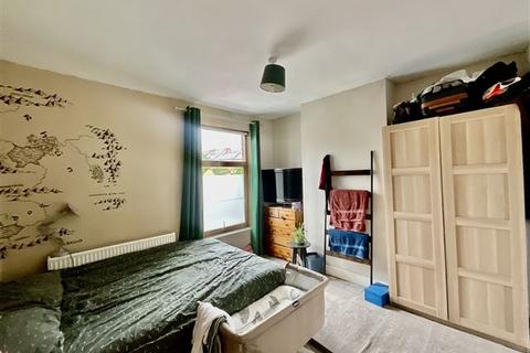 70 Balmoral Road, Sheffield, S13 7QG