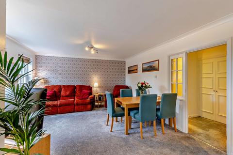 3 bedroom apartment for sale, Collinswood Road, Farnham Common, Buckinghamshire, SL2