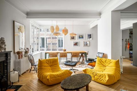 4 bedroom apartment, Paris, Champ-de-Mars|Eiffel Tower