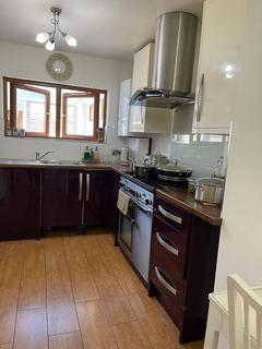 1 bedroom in a house share to rent, Suffolk Road, Barking