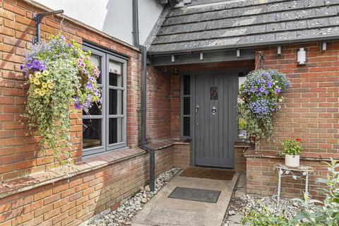 4 bedroom detached house for sale, Colne Road, Somersham PE28