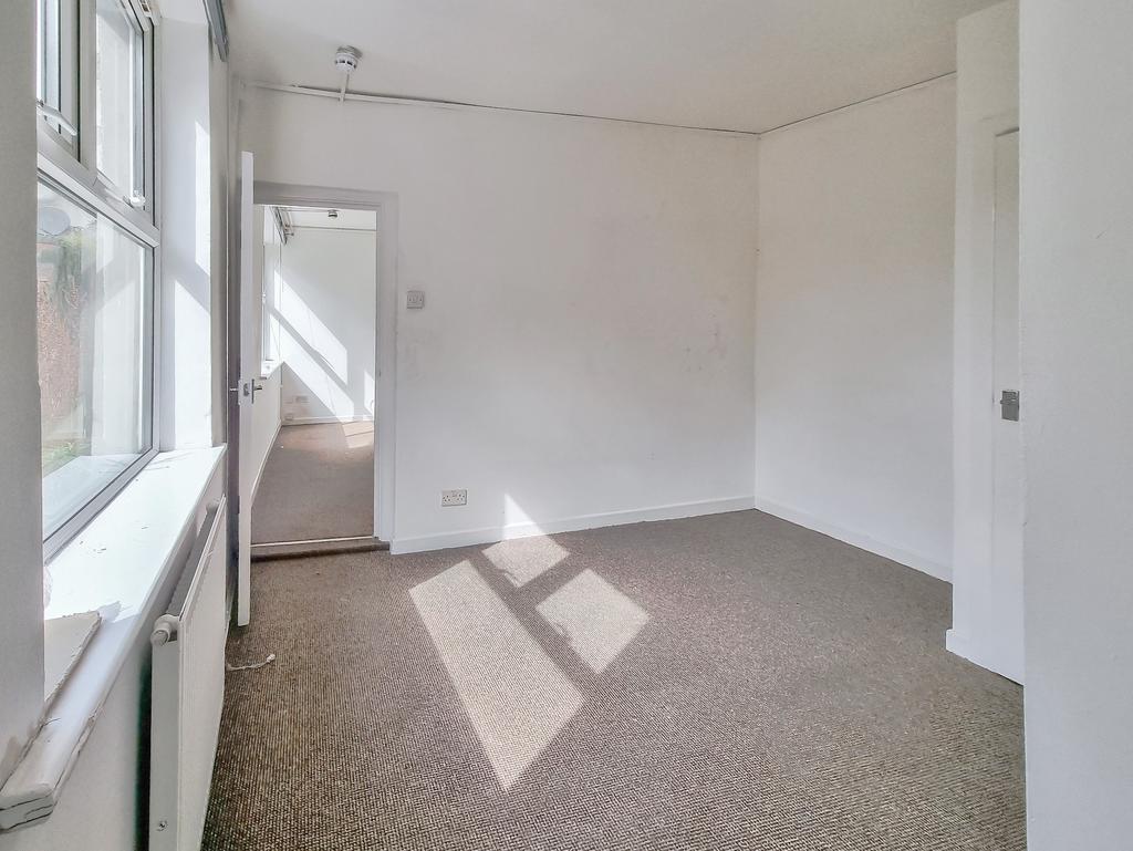 Apartment in Cardiff - View 5