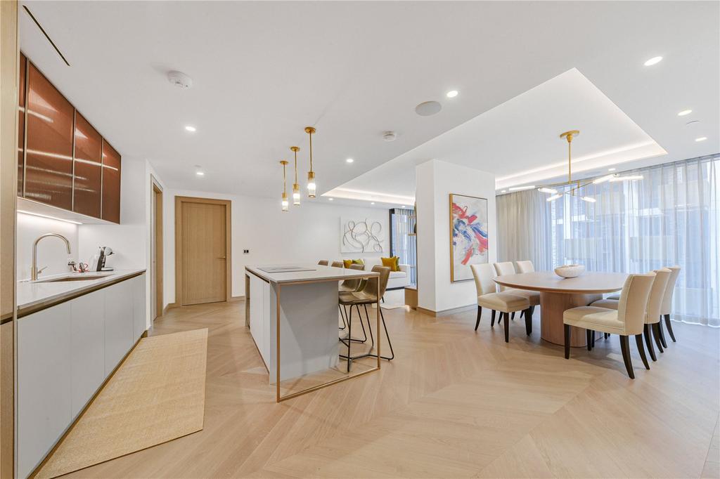 Kitchen/Dining
