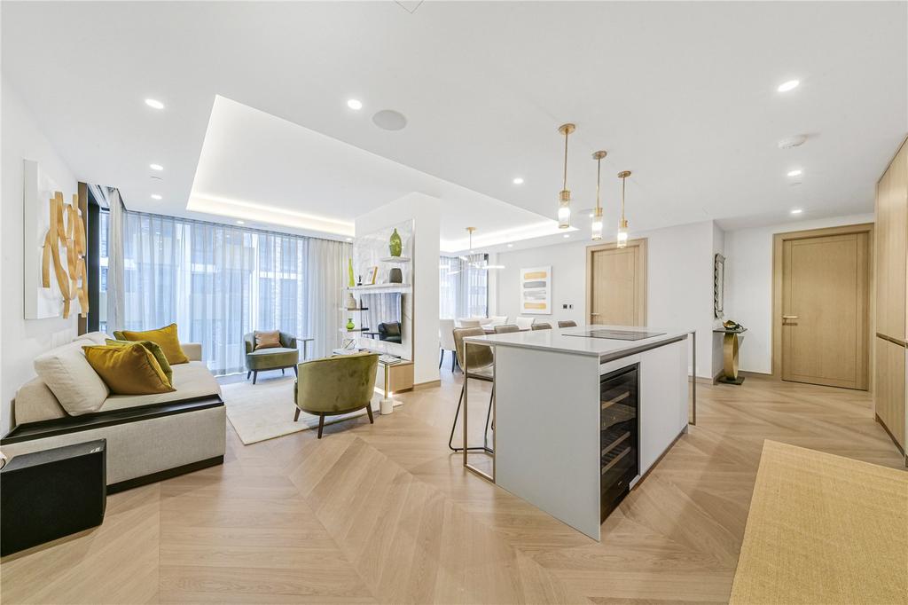 Reception/Kitchen