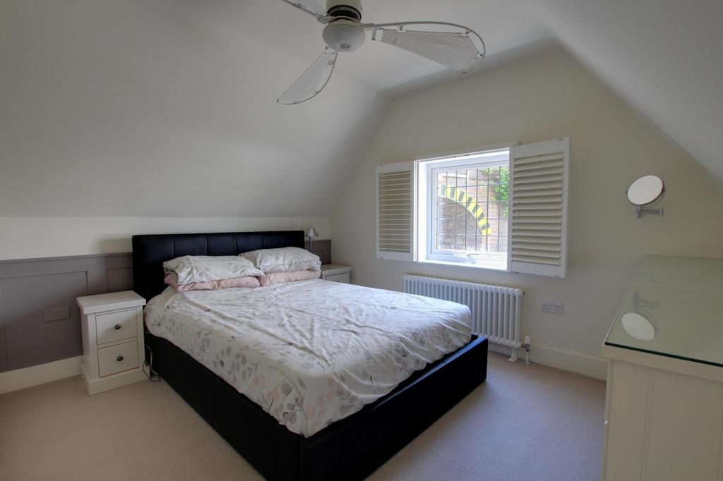 Main bedroom