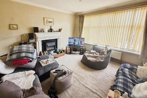 undefined, Peaks Avenue, Grimsby DN36