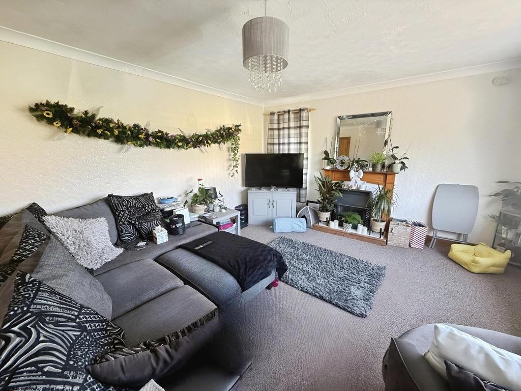 Living Room (Tf)