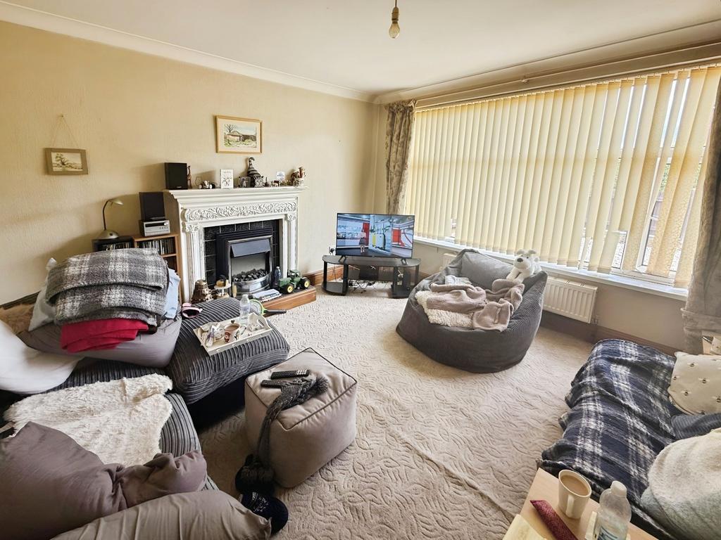 Living Room (Gf)