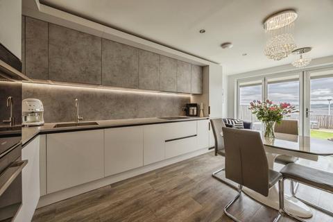 3 bedroom detached house for sale, Sycamore Drive, Penicuik EH26