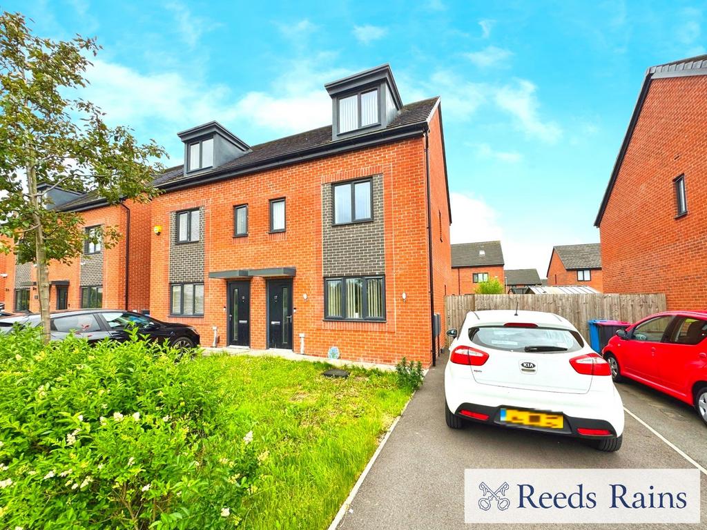 Riverside Way, Greater Manchester M6 3 bed semi-detached house - £1,600 ...