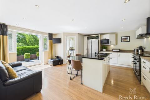 3 bedroom bungalow for sale, Mowden Close, Durham TS19