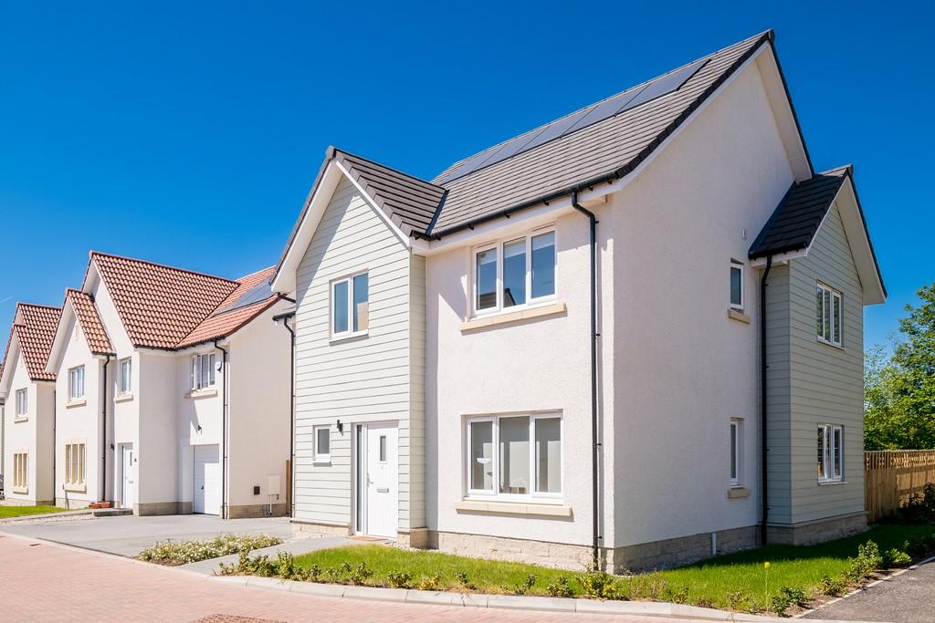 Calderwood, east calder