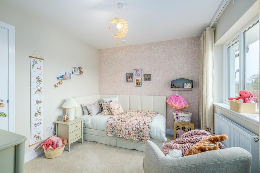 Calderwood, east calder