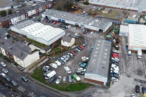 Warehouse to rent, Swinton Industrial Estate Rd Manchester M27 4AJ