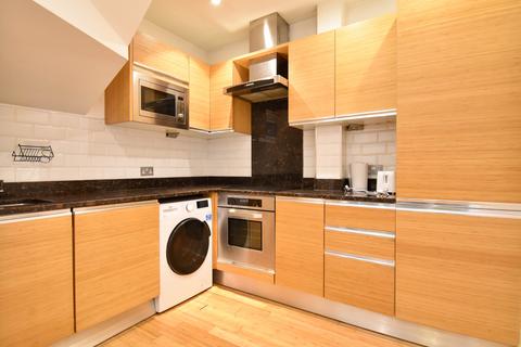 3 bedroom apartment to rent, Westferry Road, London E14