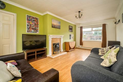 9 Asquith Drive, Morley, Leeds, LS27 9QG