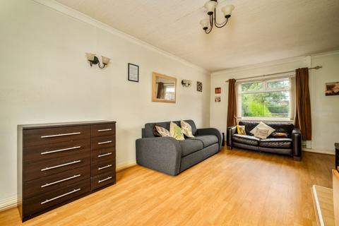 9 Asquith Drive, Morley, Leeds, LS27 9QG