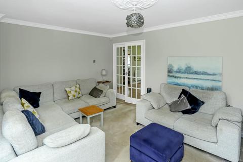 4 bedroom detached house for sale, Newbury Place, Southampton SO31