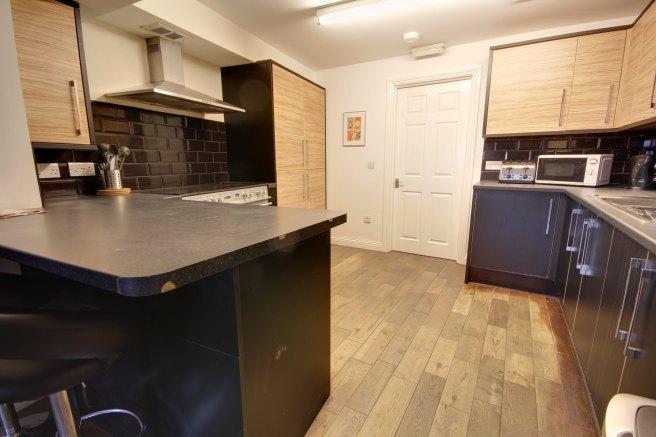 The-brittania-2-weeks-free-rent-dh1-1hy-968363