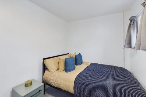 undefined, Mint Road