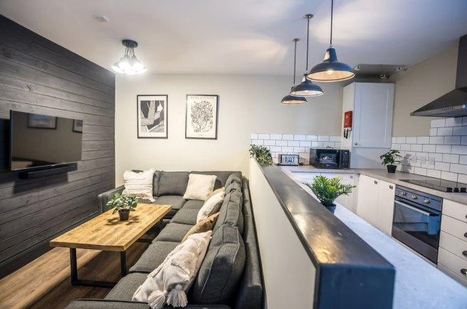 The-hosiery-factory-le1-5th-969361