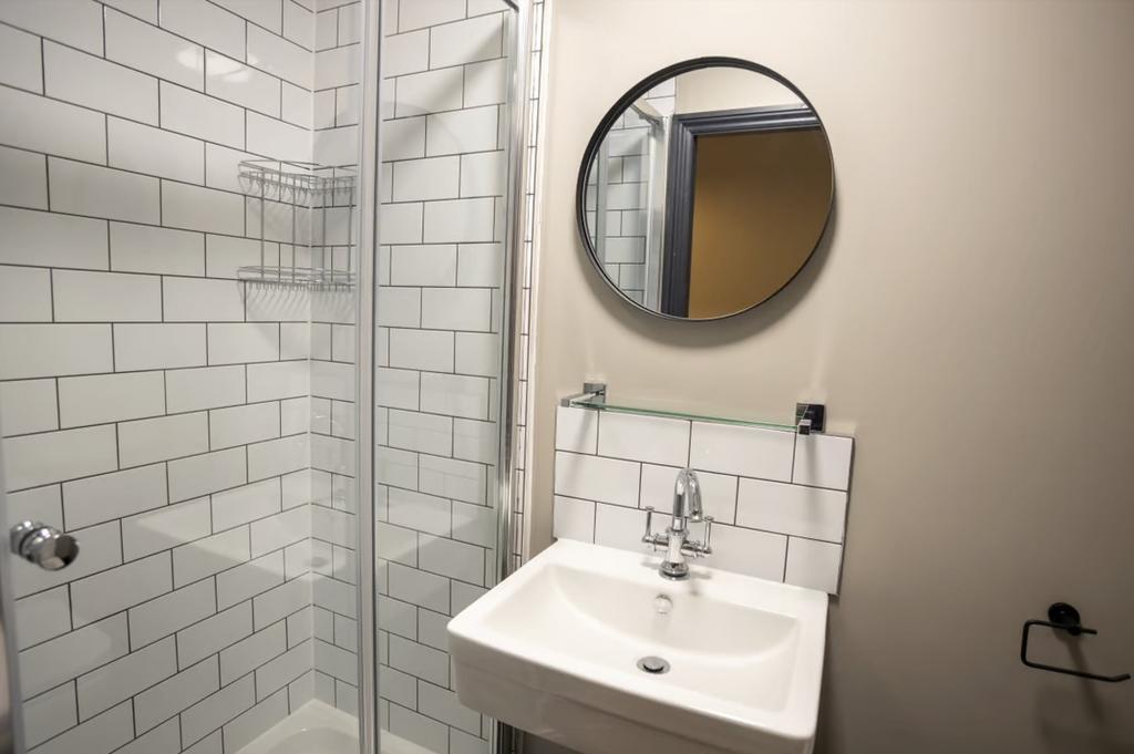 The-hosiery-factory-le1-5th-969367