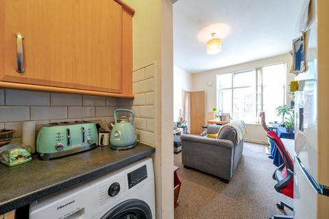 undefined, Stanningley Road, Leeds, LS12