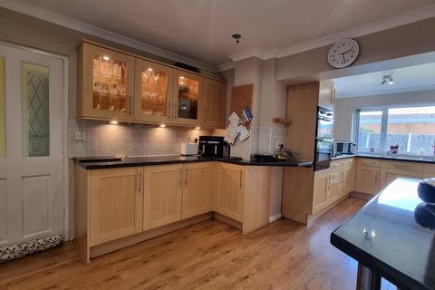 3 bedroom link detached house for sale, Beaudesert Road, Hollywood