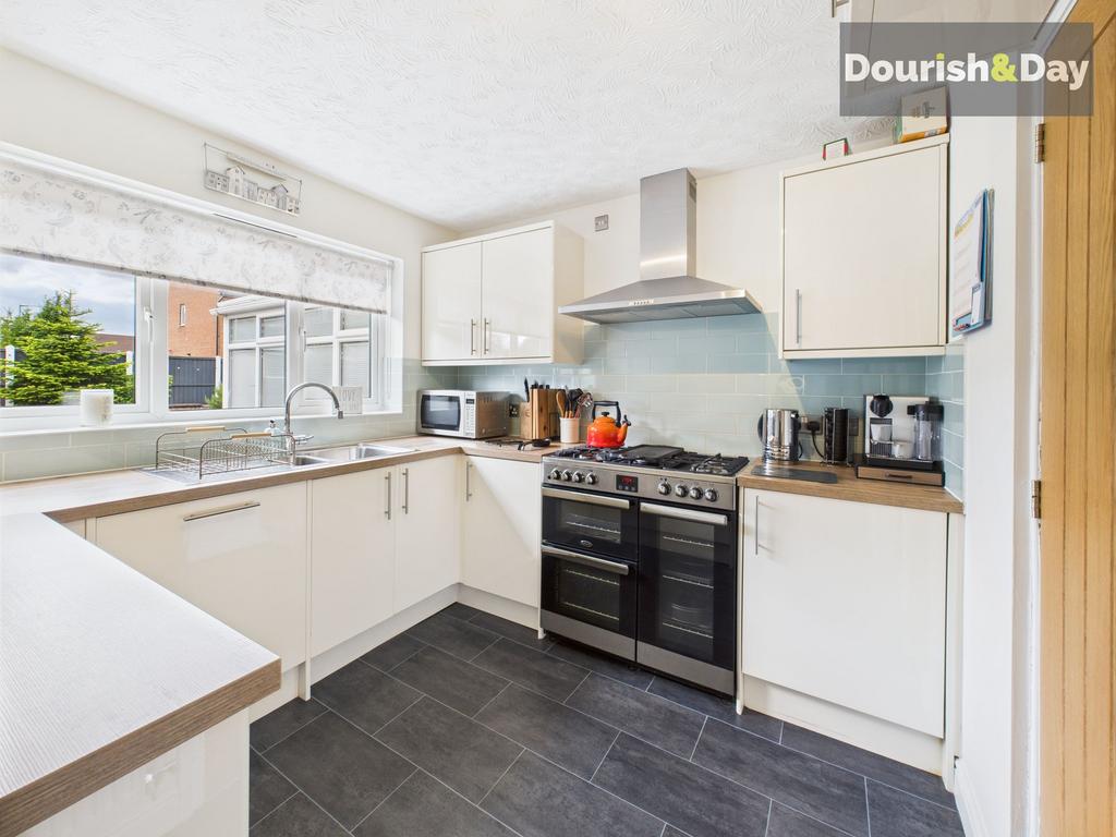 Fitted Kitchen