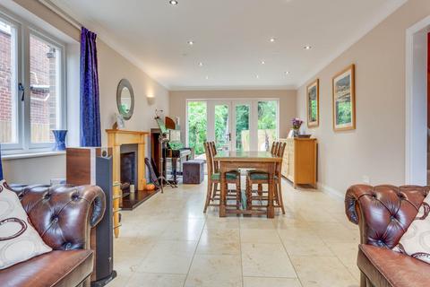 5 bedroom detached house for sale, Grosvenor Road, Caversham