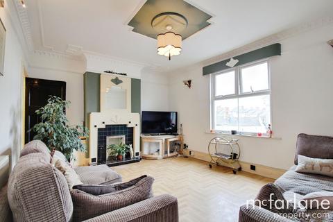 3 bedroom terraced house for sale, Warwick Road, Swindon SN1