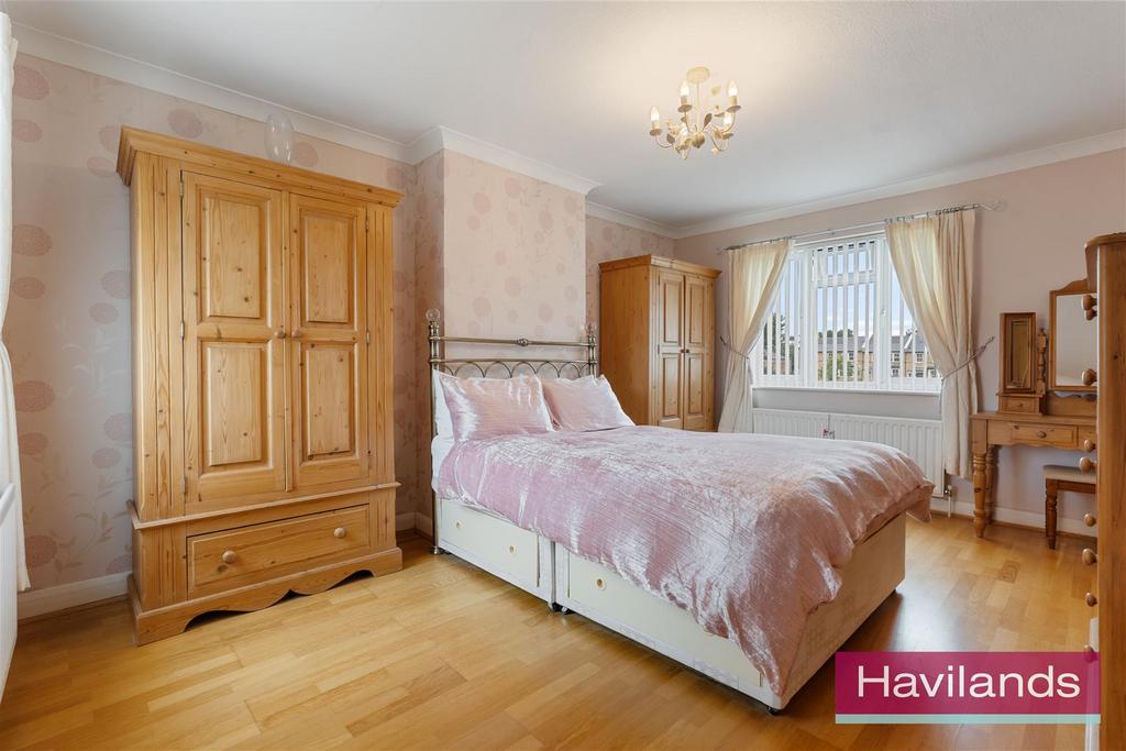 Carpenter Gardens-1.jpg