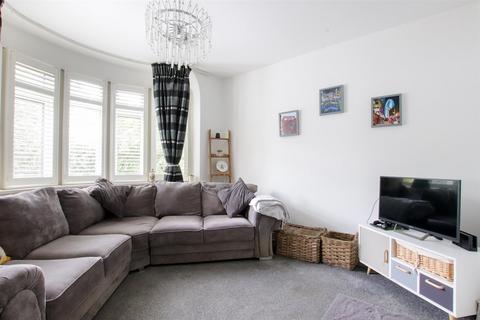 undefined, Hampton Grove, Timperley