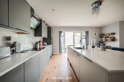 4 bedroom detached house for sale, Dumore Hay Lane, Fradley Old Village, Lichfield, WS13 8PL