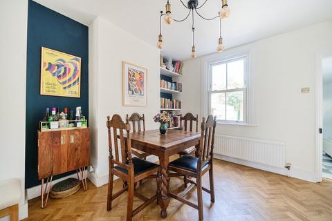 35 Grosvenor Road, London, W7 1HP